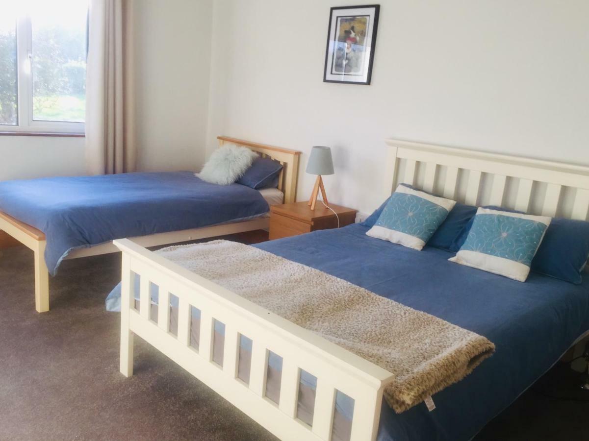 Cosy Apartment Милтаун Малбей Екстериор снимка